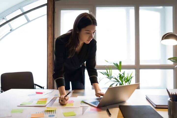 entrepreneur working on business plan